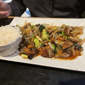 Stir Fry Cafe - bourbon chicken - Thai Near Me - Knoxville, Tennessee
