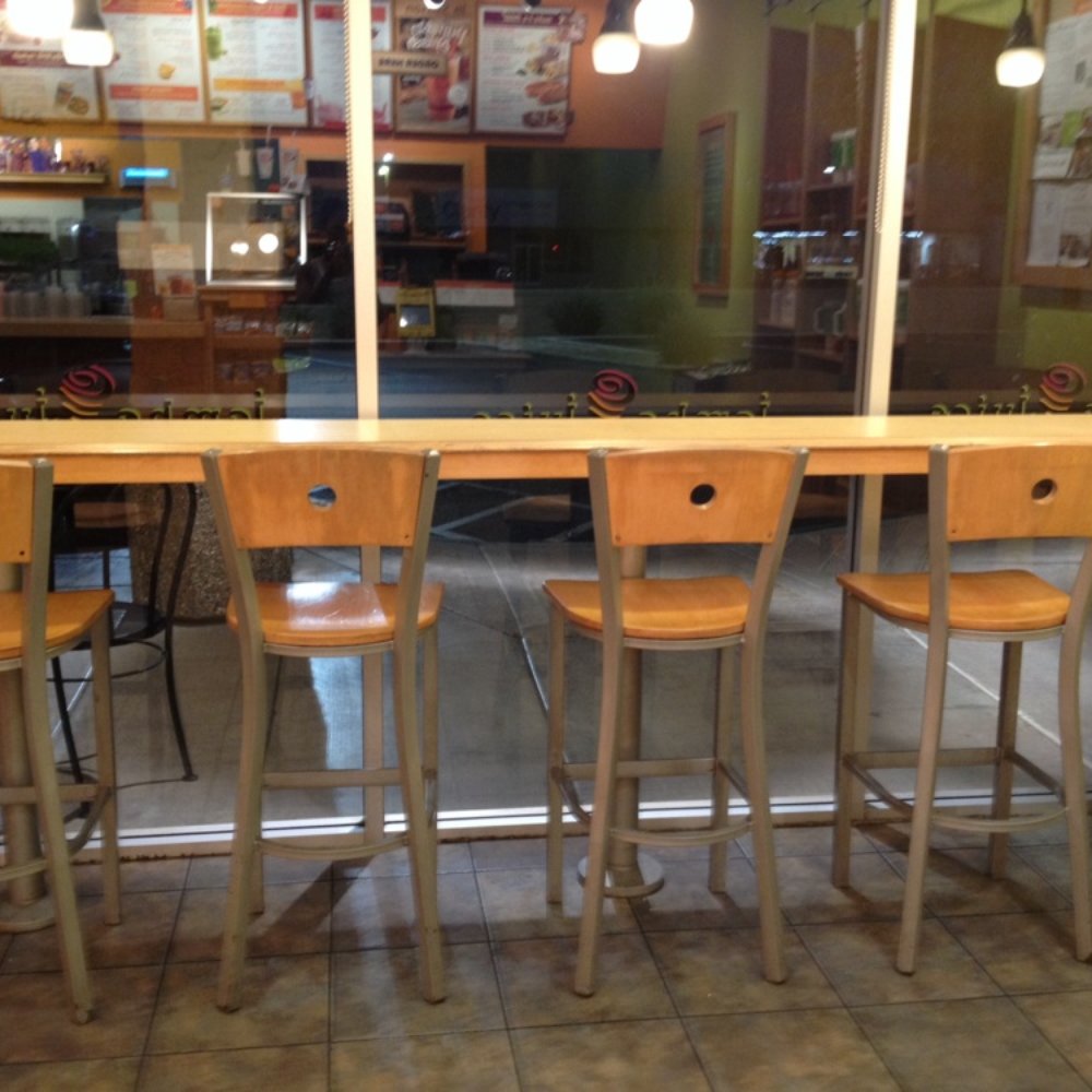 Jamba - Seating area to dine - Juice Bars & Smoothies Near Me - Phoenix, Arizona Jamba - Seating area to dine - Juice Bars & Smoothies Near Me - Phoenix, Arizona