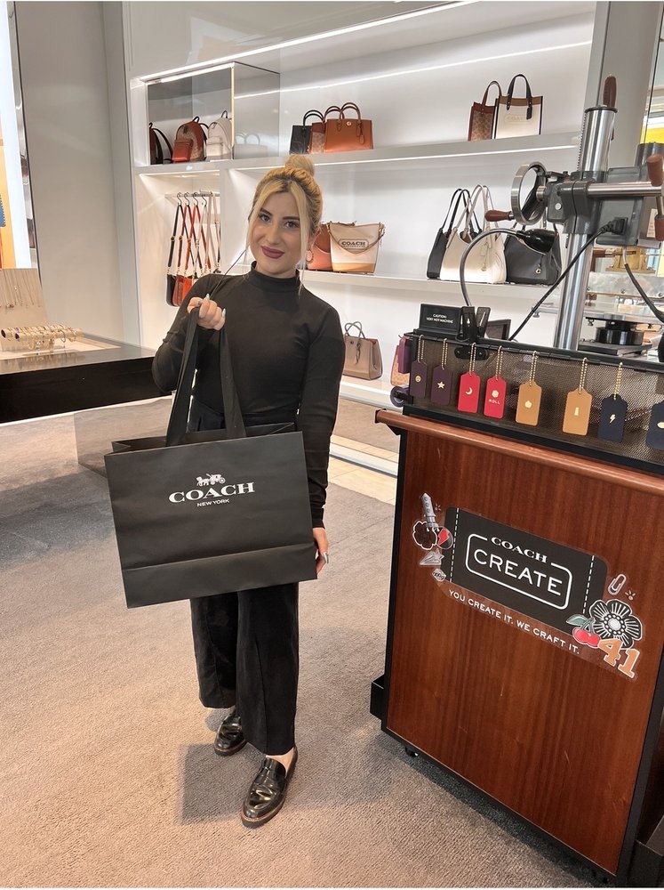 THE COACH STORE Updated August 2024 14 Photos & 50 Reviews 2110