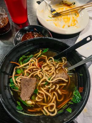 Fun Noodle Bar by null