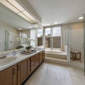 Golf Brook Apartments - Spacious primary bathroom with double vanity - Apartments Near Me - Longwood, Florida Golf Brook Apartments - Spacious primary bathroom with double vanity - Apartments Near Me - Longwood, Florida