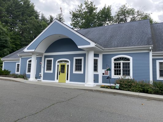 Ayer Animal Medical Center