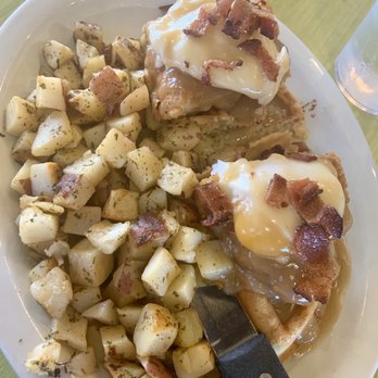 Biscuits Cafe - Cafes Near Me - Surprise, Arizona