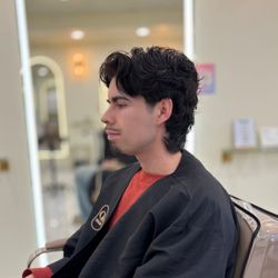 Mue Hair Salon - Men's perm