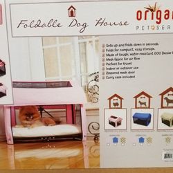 Pedro's Outlet - Foldable dog house
$27