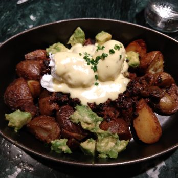 Earls Kitchen + Bar - New American Near Me - Boston, Massachusetts Earls Kitchen + Bar - New American Near Me - Boston, Massachusetts