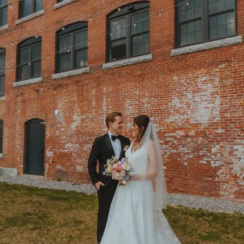 Anne Thomas Couture - Sewing & Alterations Near Me - Denver, Colorado
