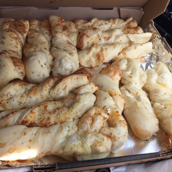 Round Table Pizza - Garlic Parmesan Twists yum yum yum - Pizza Near Me - Winnemucca, Nevada