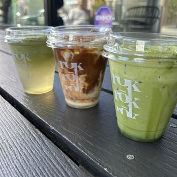 Rok - Olympic Blvd - Matcha duo Lotus einspanner Coconut matcha einspanner - Coffee & Tea Near Me - Los Angeles, California Rok - Olympic Blvd - Matcha duo Lotus einspanner Coconut matcha einspanner - Coffee & Tea Near Me - Los Angeles, California