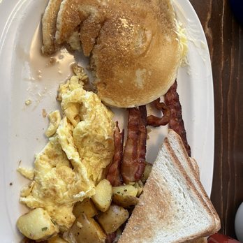 Homeport Restaurant - 2x2 with Pancakes, bacon, scrambled eggs, white toast - Breakfast & Brunch Near Me - Orleans, Massachusetts Homeport Restaurant - 2x2 with Pancakes, bacon, scrambled eggs, white toast - Breakfast & Brunch Near Me - Orleans, Massachusetts