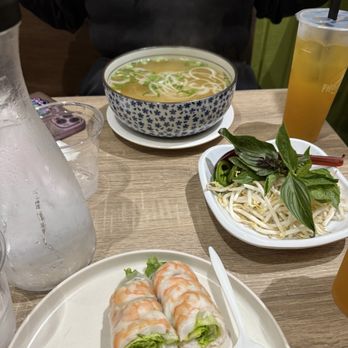 Pho N Mor - Pho, mango tea and spring rolls - Vietnamese Near Me - Glendora, California