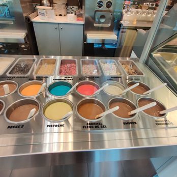 Délices Glacés - Ice Cream & Frozen Yogurt Near Me - Rosemère, Quebec