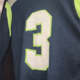 No one wants a Russell Wilson sweater, even at Goodwill! LOLLL