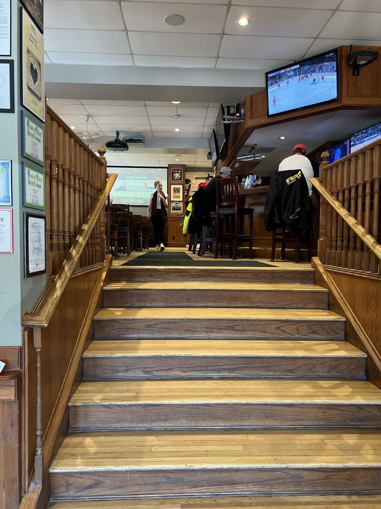 Morty’s Pub - Photo 2