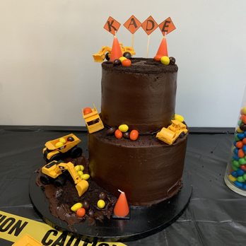 Tasty Treats - Construction themed cake - Desserts Near Me Tasty Treats - Construction themed cake - Desserts Near Me
