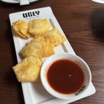 Ugly Dumpling - Cream Cheese Rangoon - Chinese Near Me - Austin, Texas
