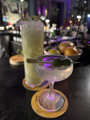 Moon Bar by null