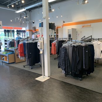 Road Runner Sports - Inside - Shoe Stores Near Me - North Brunswick, New Jersey Road Runner Sports - Inside - Shoe Stores Near Me - North Brunswick, New Jersey