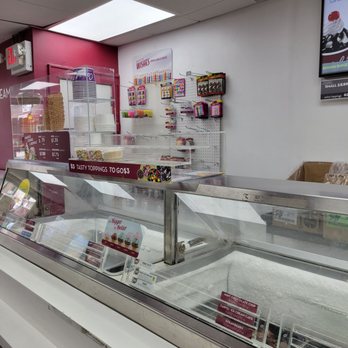 Carvel - the inside of a deli shop - Ice Cream & Frozen Yogurt Near Me - Forest Hills, New York