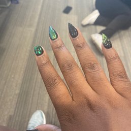 Within a week my pointer finger nail came off and my friends nail tech was roughing so much that her nail bleed. Within a week my pointer finger nail came off and my friends nail tech was roughing so much that her nail bleed.