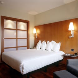 AC Hotel by Marriott Murcia - Standard room