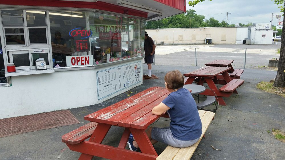 FROSTY TREAT 12 Reviews 1020 E Grand Ave, Hot Springs, Arkansas