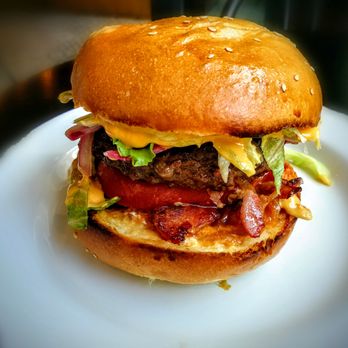 Restaurant OBU - Burger Road 66 - Burgers Near Me - Paris, 75 Restaurant OBU - Burger Road 66 - Burgers Near Me - Paris, 75