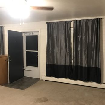 Helix Property Management - Entry into living room - Apartments Near Me - Fort Collins, Colorado
