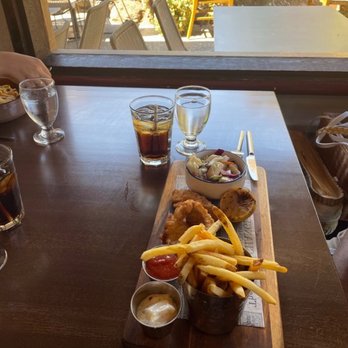 Sevys Bar and Kitchen - Fish & Chips - Bars Near Me - Aptos, California