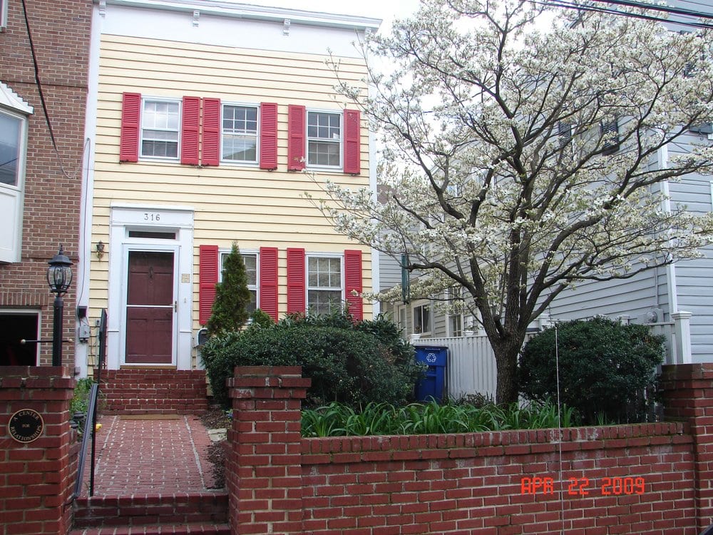 A Center for Relationships - grief counselor in Alexandria, VA