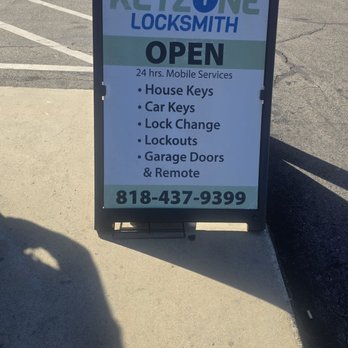 Key Zone Locksmith - Keys & Locksmiths Near Me - Canoga Park, California