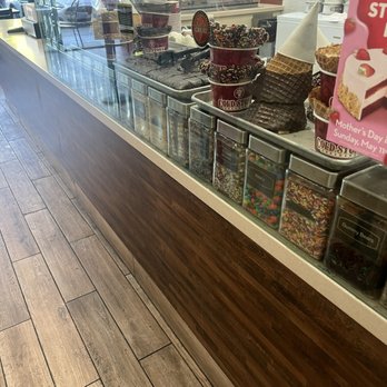 Cold Stone Creamery - Ice Cream & Frozen Yogurt Near Me - Vacaville, California Cold Stone Creamery - Ice Cream & Frozen Yogurt Near Me - Vacaville, California