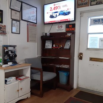 Tom Hearn Auto Service - Auto Repair Near Me - Dutton, Virginia