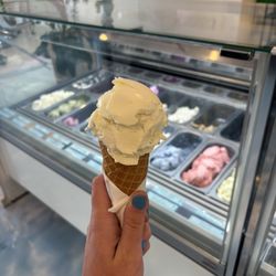 Heaven Creamery Boulder - Vegan pineapple ice cream
