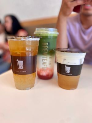 BREW TEA BAR by null