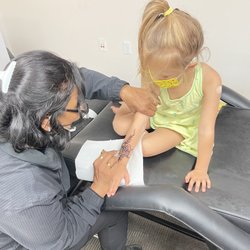 Eyebrow Plus - Patty working on Mia