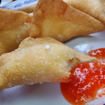 Mr Eggroll - Crab rangoon - Chinese Near Me - Des Moines, Iowa
