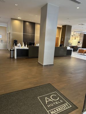 AC Hotel New Orleans French Quarter by null