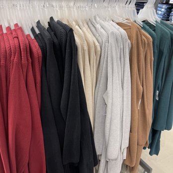 Old Navy Outlet - Cardigan color selection - Women's Clothing Near Me - Napa, California Old Navy Outlet - Cardigan color selection - Women's Clothing Near Me - Napa, California