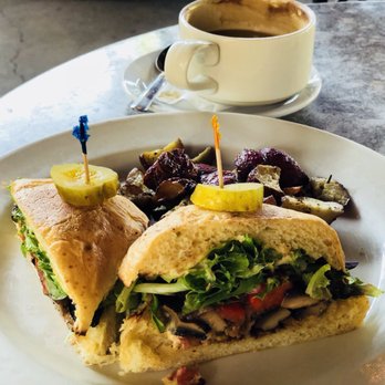 Empire Cafe - Breakfast & Brunch Near Me - Houston, Texas