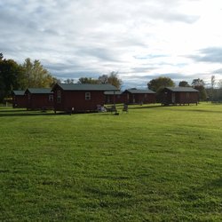 Lizzie's Campground - 24' x 24' cabins