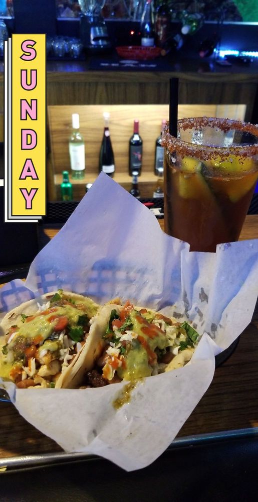 TIPZY’S TACOS & BEER 84 Photos & 83 Reviews 3848 E Belmont Ave
