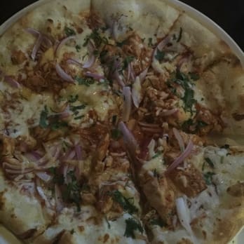 Yard House - barbecue chicken pizza - New American Near Me - Rancho Cucamonga, California Yard House - barbecue chicken pizza - New American Near Me - Rancho Cucamonga, California