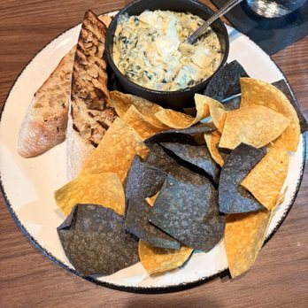 Mermaid Winery - Spinach & Artichoke Dip - New American Near Me - Virginia Beach, Virginia Mermaid Winery - Spinach & Artichoke Dip - New American Near Me - Virginia Beach, Virginia