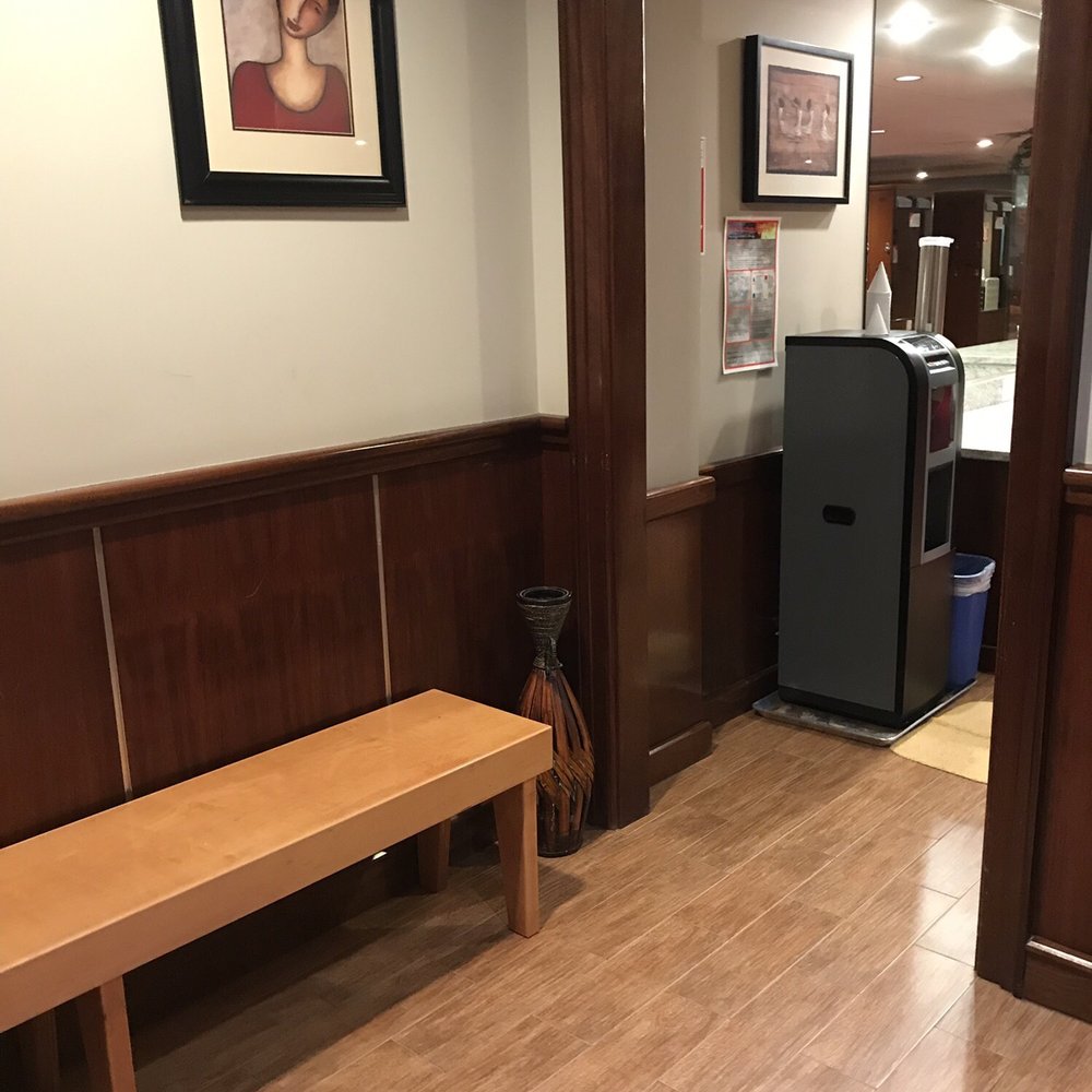 Spa World - Interior of Women's locker room - Saunas Near Me - Centreville, Virginia