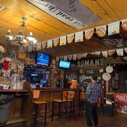 Roman's Oasis - Hey Country party or One night hang out - Come to Roman's Oasis Goodyear !!