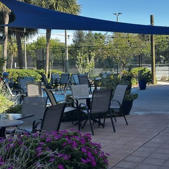 Root + Clay - Shaded patio - Sandwiches Near Me - St. Petersburg, Florida
