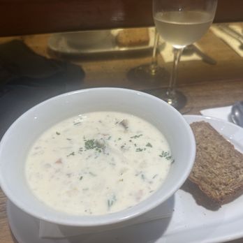 Farmgate Cafe - Seafood chowder with brown soda bread - Irish Near Me - Cork, Colorado