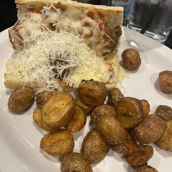 Harry's - Italian Near Me - Millington, Tennessee Harry's - Italian Near Me - Millington, Tennessee