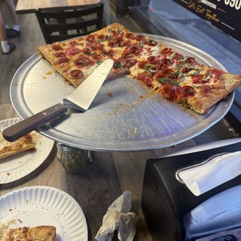 Monte Pizzeria - Grandmas pepperoni pizza with hot honey - Pizza Near Me - Clifton, New Jersey Monte Pizzeria - Grandmas pepperoni pizza with hot honey - Pizza Near Me - Clifton, New Jersey